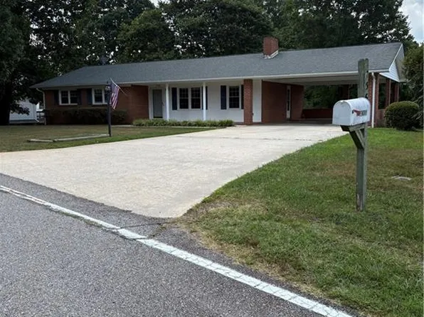 756 Welcome Home Ch Rd, North Wilkesboro, NC 28659