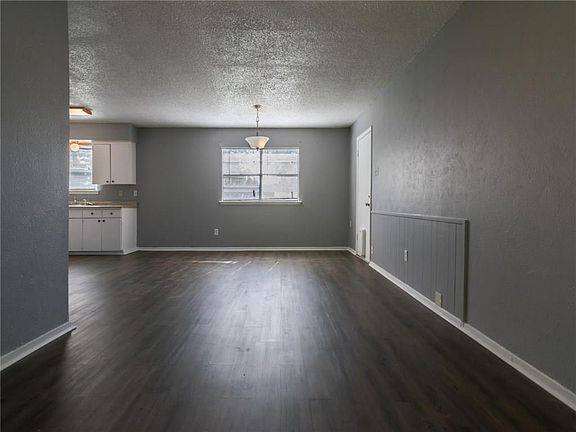 3rd image of 2800 E 15th St