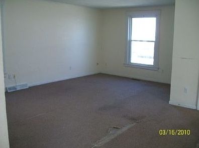 2nd image of 358 Raymer Blvd