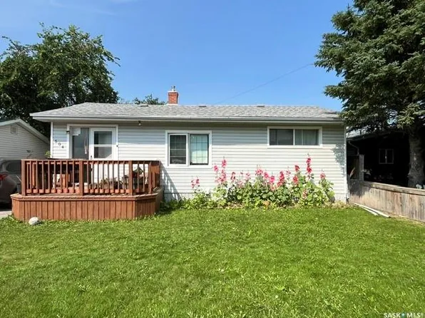 504 Stovel AVENUE W, Melfort, SK S0E 1A0