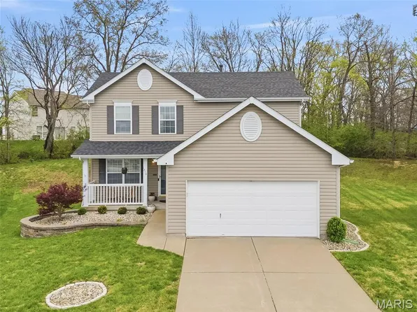 1216 Flintshire Ln, Lake Saint Louis, MO 63367