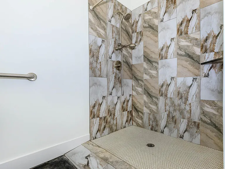 Paces at the Estates Apartments — Photo 11