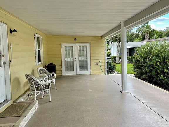 5th image of 642 Sycamore Sq