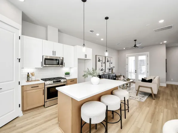 1102 Mansfield St #B, Houston, TX 77091