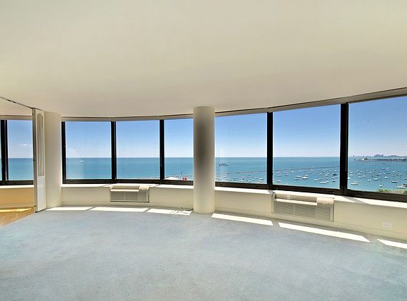 3rd image of 155 N Harbor Dr APT 909