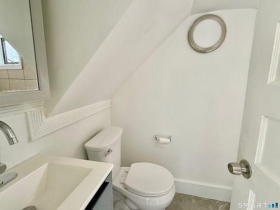 3rd image of 202 6th St #3