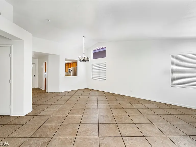 7648 Little Valley Ave — Photo 6