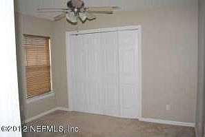 4th image of 526 Chestwood Chase Dr