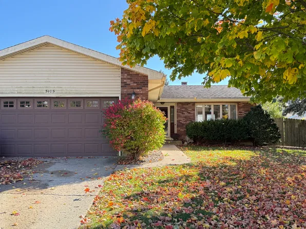 5105 W Dartmoor Dr, McHenry, IL 60050