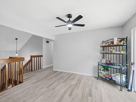 4th image of 1297 S Palomino Road