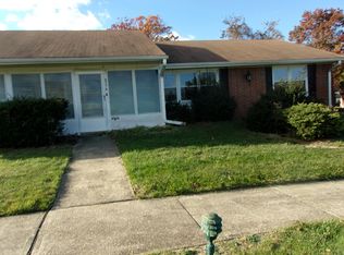 573 Sheffield Ct #B, Lakewood, NJ 08701
