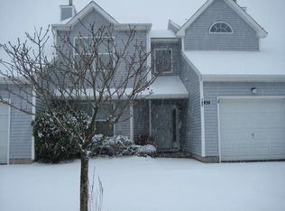 127 Hampton Vista Dr, Manorville, NY 11949