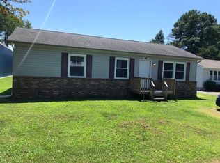 933 Crystal Rock Rd, Lusby, MD 20657