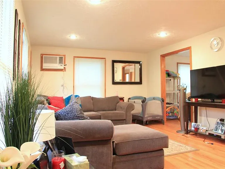 201 Sherman St #A — Photo 14