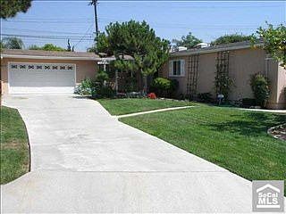 1st image of 16982 Sausalito Dr