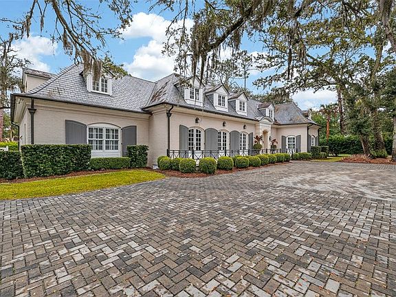 3rd image of 1704 Sea Island Dr #232