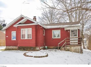 1276 Bailey Rd, Cuyahoga Falls, OH 44221