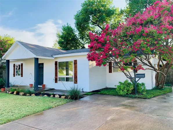 221 N Hampshire St, Saginaw, TX 76179
