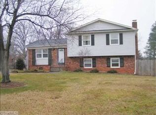 2439 Smithwick Rd, Kernersville, NC 27284