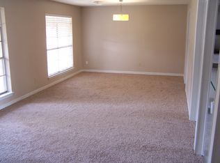 6100 Gruich Cir, Ocean Springs, MS 39564