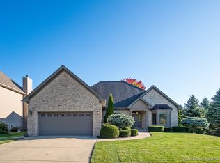 1044 Oak St, Sugar Grove, IL 60554