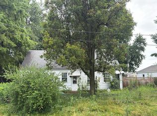 20961 Center Staff Rd, Illiopolis, IL 62539