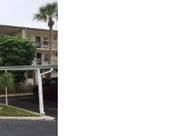 11700 Park Blvd APT 308, Seminole, FL 33772
