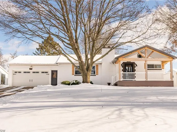 5806 Lake Cable Ave NW, Canton, OH 44718