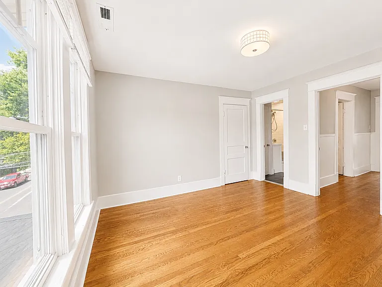 120 N 21st St #124 — Photo 12