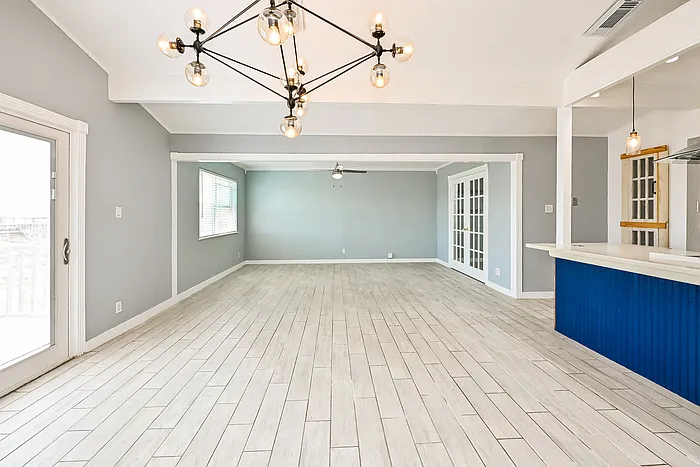 228 Barracuda St — Photo 5