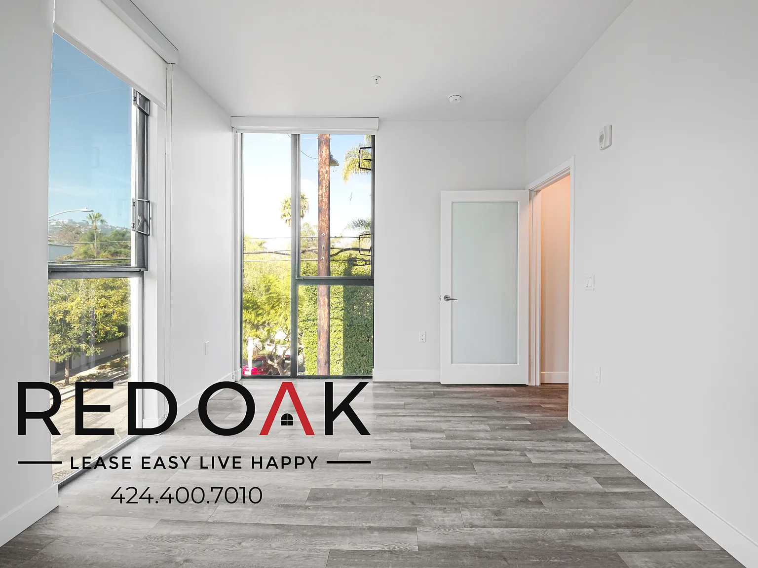 ~6 Weeks Free~ Gorgeous Two Bedroom With Stunning Views, Stainless Steel Appliances, In-Unit Laun... — Photo 4