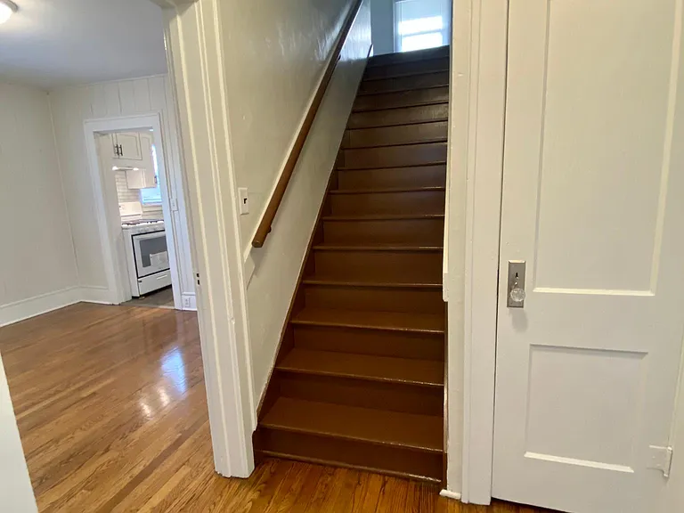 291 S McHenry Ave — Photo 13