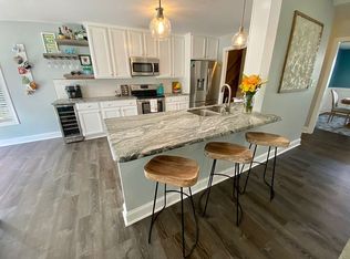200 Orchard Falls Dr, Spring Lake, NC 28390