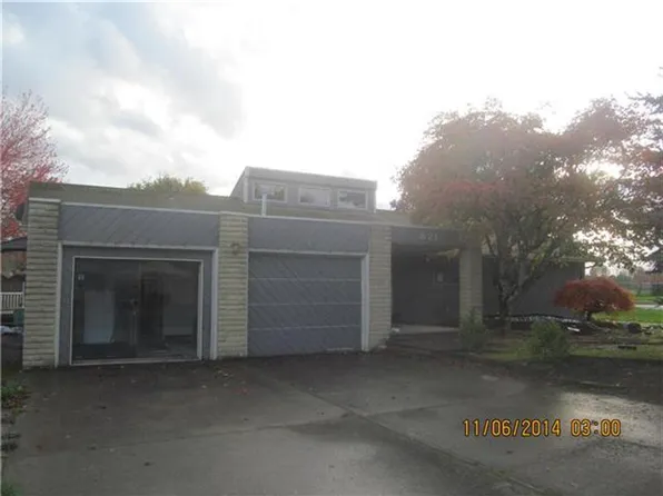821 SE Greenbriar Ave, Dallas, OR 97338
