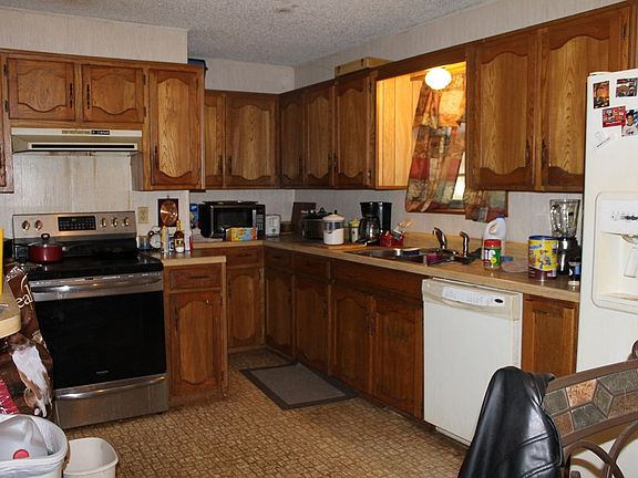 5th image of 174 Baywood Blvd