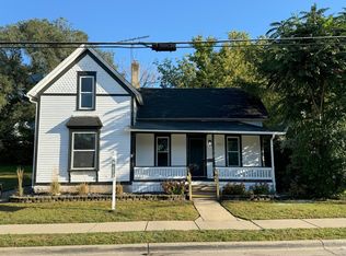 306 Ann St, Elgin, IL 60120