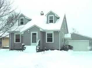 527 Peffer Ave, Niles, OH 44446