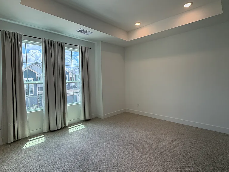 5815 Highland Sky Ln — Photo 13