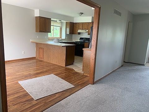 5th image of 90 Granada Dr