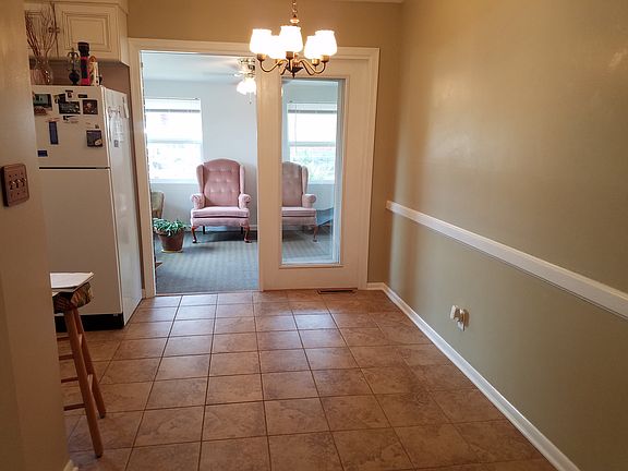 4th image of 370 Koogler Dr NW