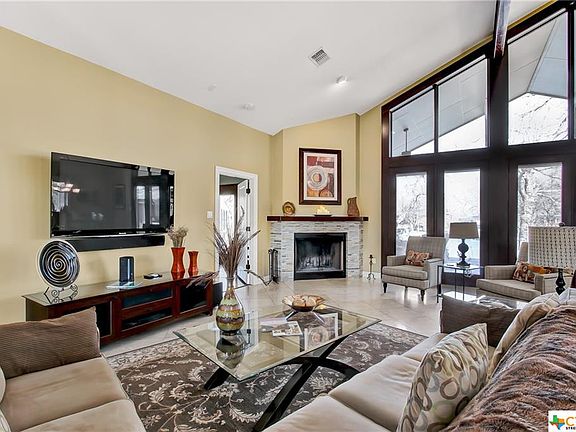 5th image of 525 Lake Placid Dr
