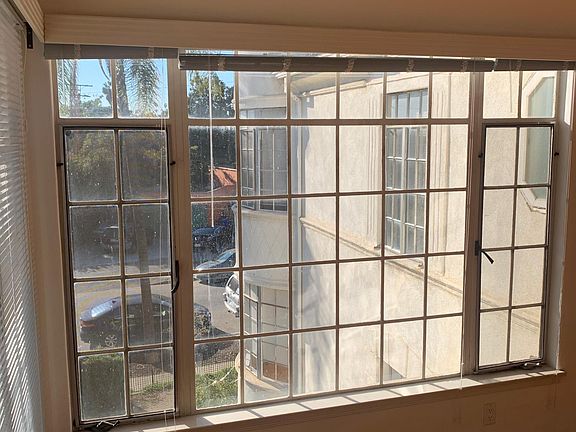 Living Room window to street (Alexandria)