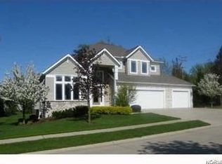 31027 Walden Dr #56, Westlake, OH 44145
