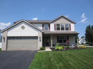 320 Masonglen Ct, Pataskala, OH 43062