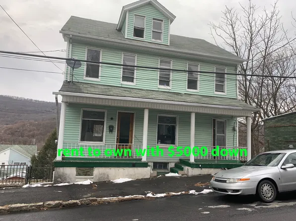 1141 Pulaski Ave, Coal Township, PA 17866
