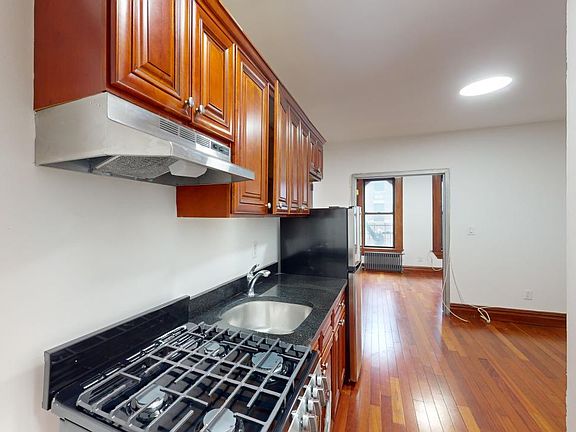 5th image of 1408 Madison Ave APT 3C