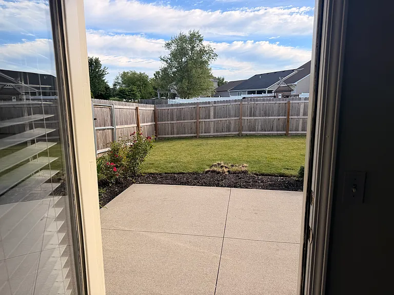 9527 Acacia Psge — Photo 38