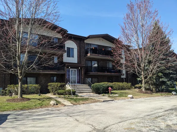 5235 James Ln APT 1212, Crestwood, IL 60418
