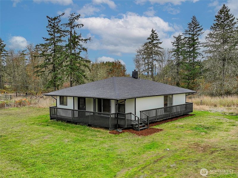 2nd image of 39411 Mountain Highway E