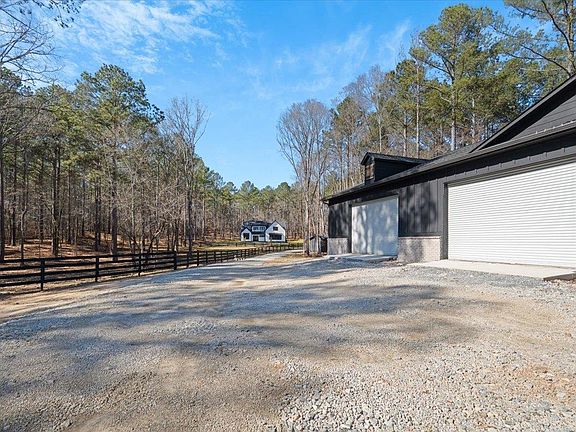 3rd image of 247 Parks Mill Rd